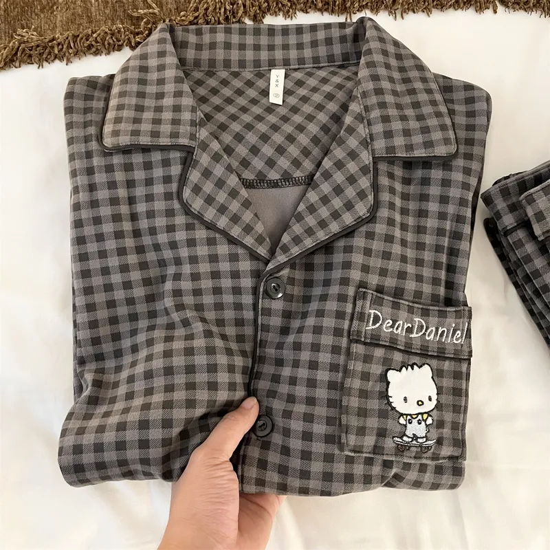 Men's German Velvet Black Plaid Daniel Pajamas Spring and Autumn New Cute Wearable Outside Sweet Style Loungewear Set · Wholesale · OEM · Worldwide Shipping - View 4