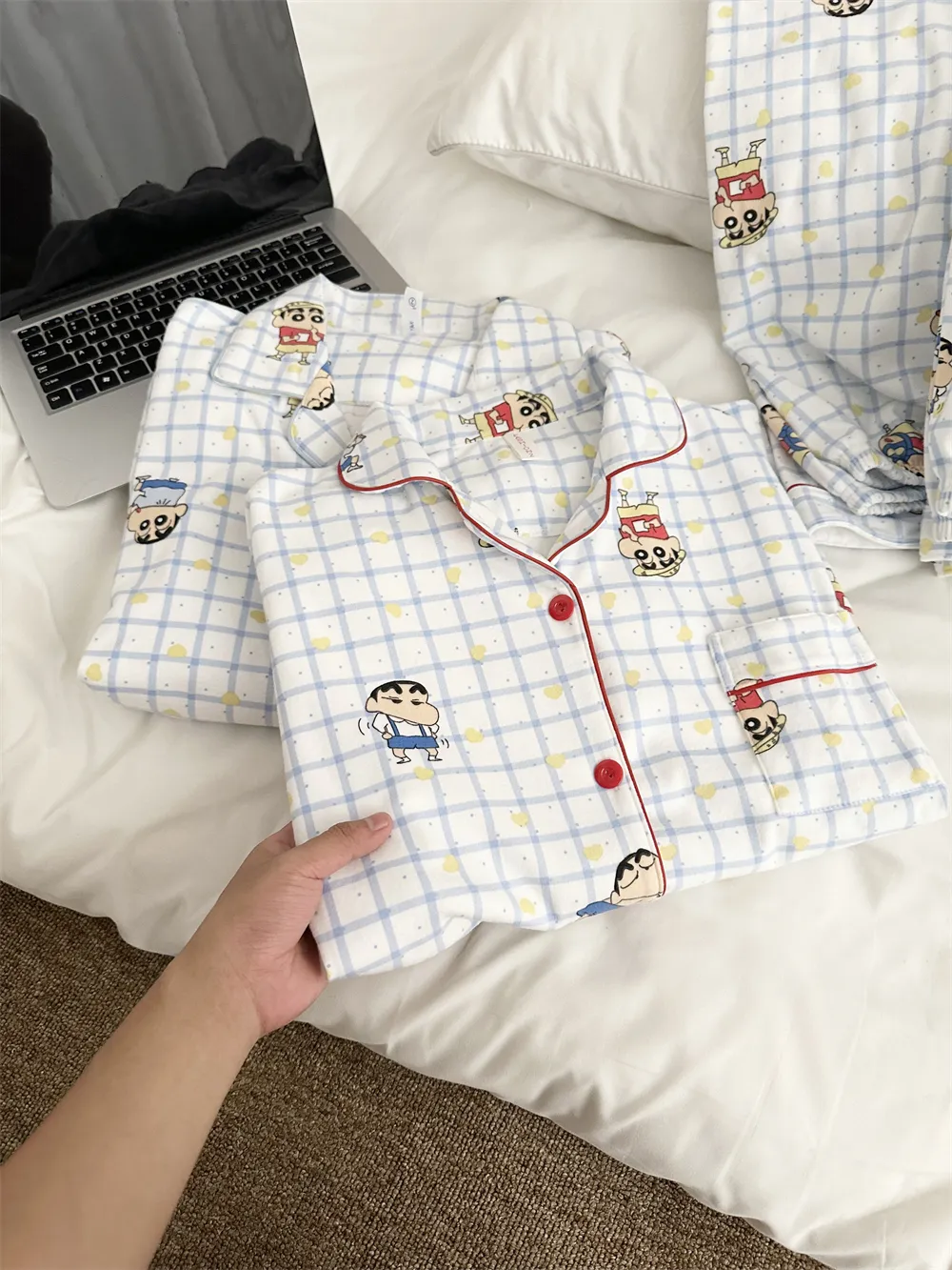 Pyjama couple en velours德绒 - Crayon espiègle, nouvelle collection printemps-automne, adorable, portable à l'extérieur, style sweet, ensemble de loungewear · Grossiste · OEM · Mondial - Detail 5