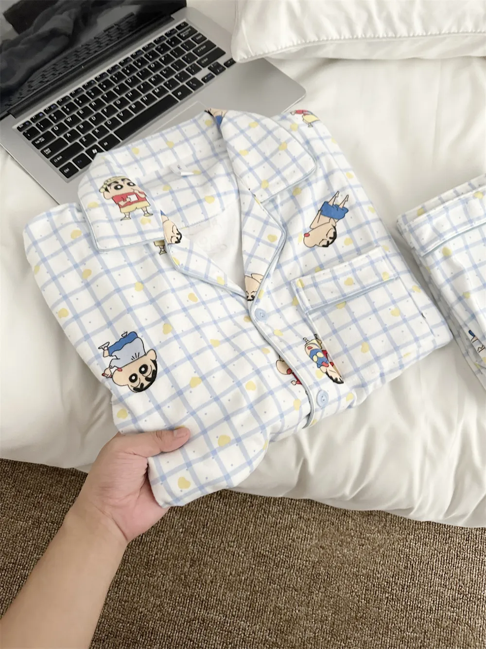 Pyjama couple en velours德绒 - Crayon espiègle, nouvelle collection printemps-automne, adorable, portable à l'extérieur, style sweet, ensemble de loungewear · Grossiste · OEM · Mondial - Detail 10