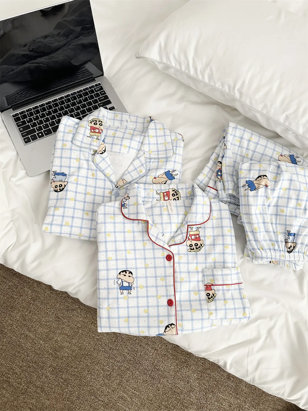 Pyjama couple en velours德绒 - Crayon espiègle, nouvelle collection printemps-automne, adorable, portable à l'extérieur, style sweet, ensemble de loungewear · Grossiste · OEM · Mondial - Detail 6