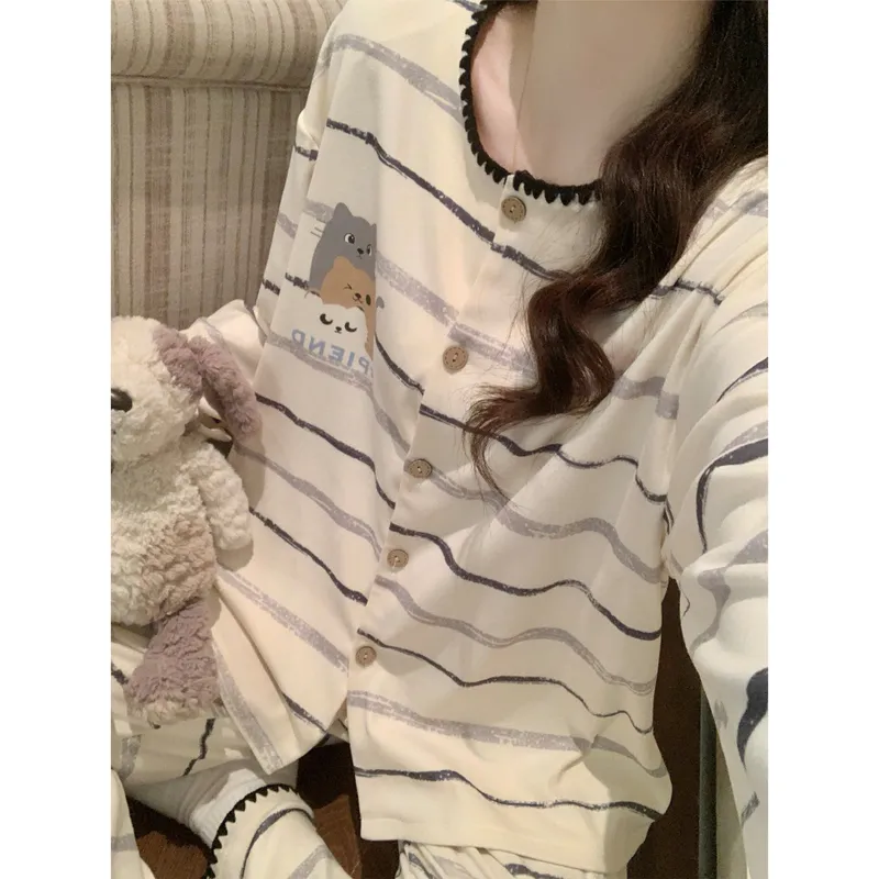 Nouveauté automne-hiver, col rond, rayures et tête de chaton, manches longues et pantalon long, pyjama cartoon mignon portable à l'extérieur, ensemble · Grossiste · OEM · Mondial - View 3