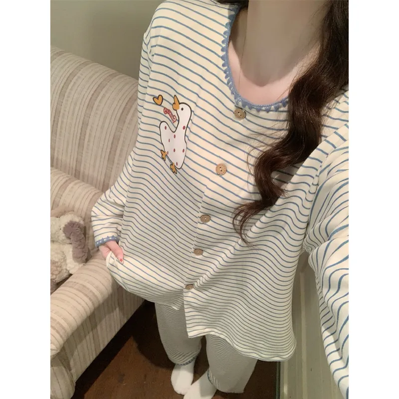 Setelan Piyama Lengan Panjang Celana Panjang Musim Gugur Musim Dingin Model Baru Bahan Dralon Kerah Bulat Motif Garis Horizontal Bebek Kartun Lucu Bisa Dipakai di Luar · Grosir · OEM · Pengiriman Global - View 1