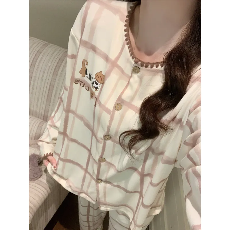 가을겨울 신상 더블라운드넥 핑크브라운 체크 고양이 긴팔 긴바지 귀여운 외출 가능 홈웨어 세트 · 도매 · OEM · 전 세계 배송 - View 1