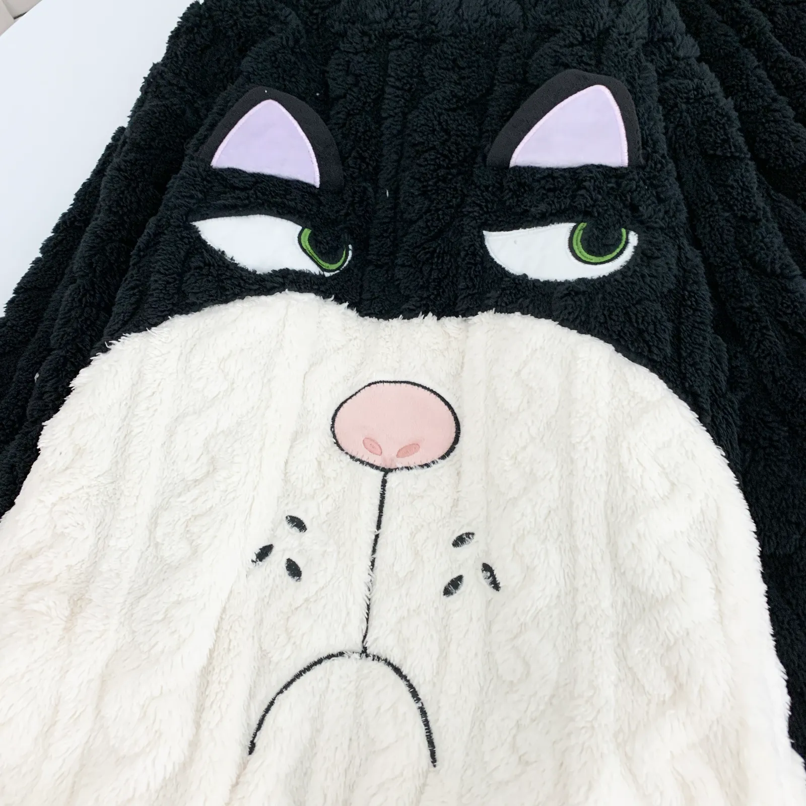 Couple #Cute Kitten Autumn Winter Jacquard Fleece Thickened Fleece Pajamas Couple Cute Cartoon Set Homewear · Wholesale · OEM · Worldwide Shipping - View 2