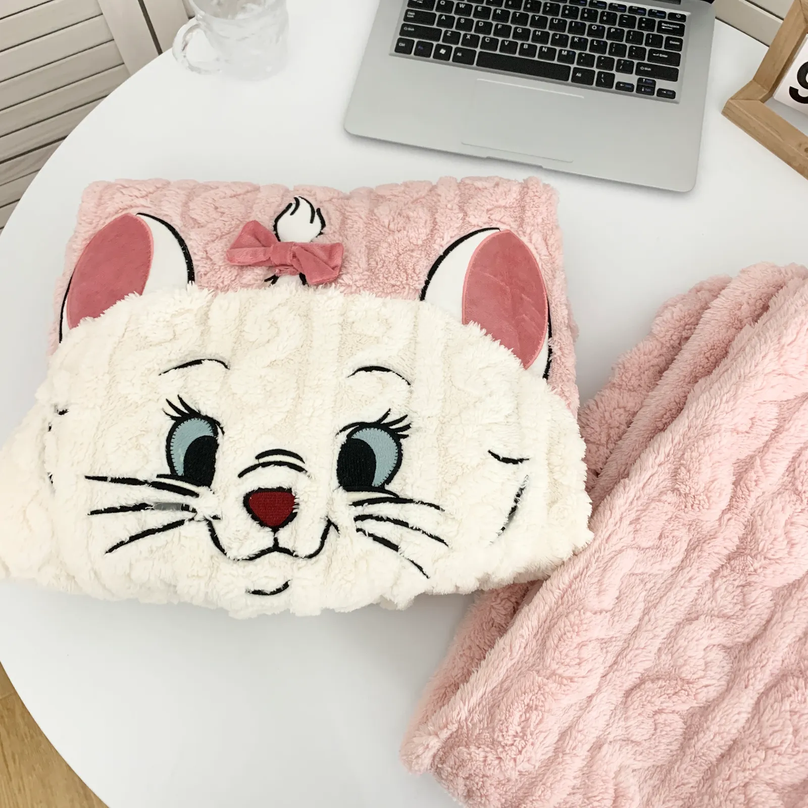 Couple #Cute Kitten Autumn Winter Jacquard Fleece Thickened Fleece Pajamas Couple Cute Cartoon Set Homewear · Wholesale · OEM · Worldwide Shipping - Detail 8