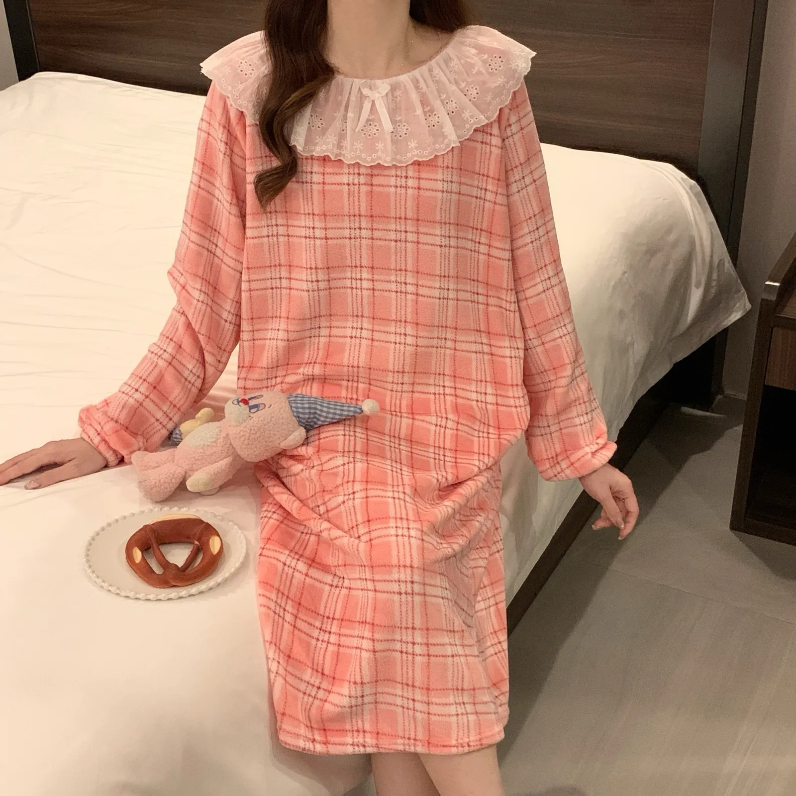 Abaoxi】Flannel Lace Nightdress Women Winter Loose Plus Size Coral Fleece Pajamas Women Cartoon Loungewear · Wholesale · OEM · Worldwide Shipping