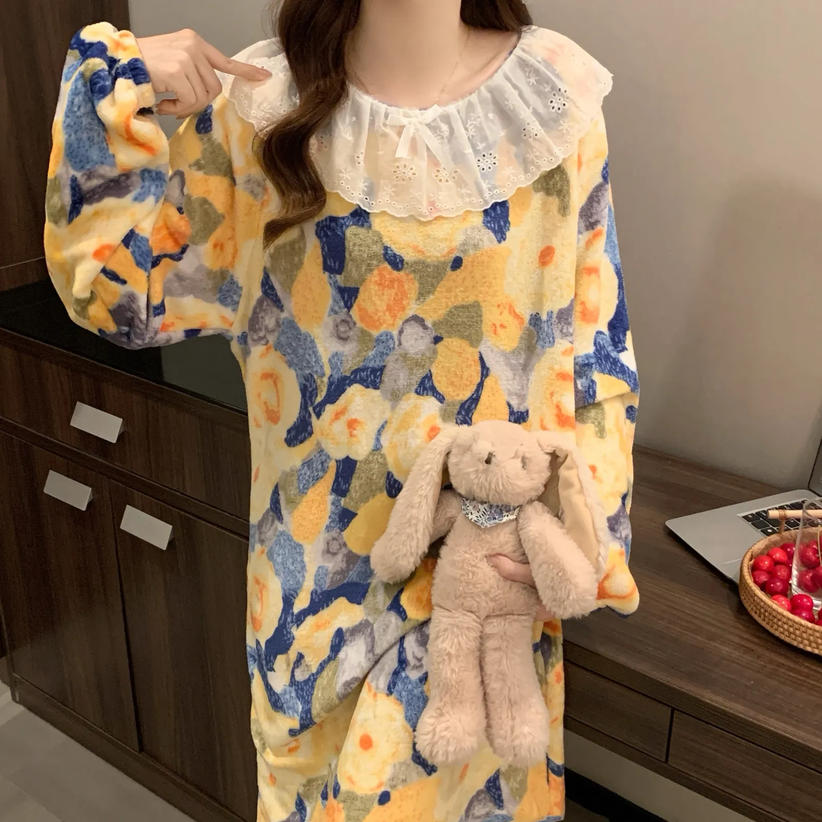 Flannel Lace Sleep Dress for Women Winter Loose Plus Size Coral Fleece Pajamas Cartoon Homewear · Wholesale · OEM · Worldwide Shipping - View 3