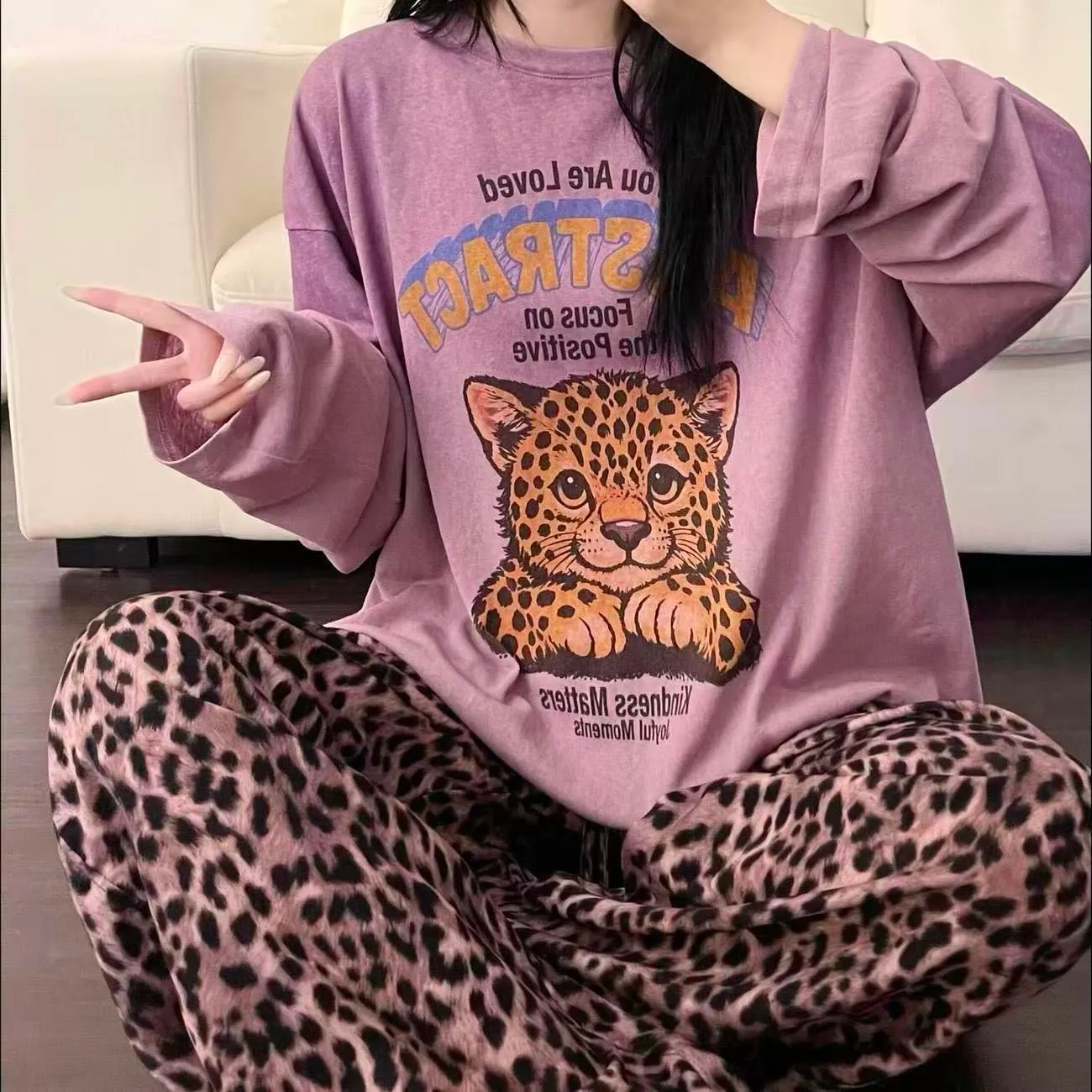 Source Factory/In Stock Purple Charm Leopard Print Long Sleeve Long Pants Casual Pajama Set Wearable Outside · Wholesale · OEM · Worldwide Shipping - Detail 7