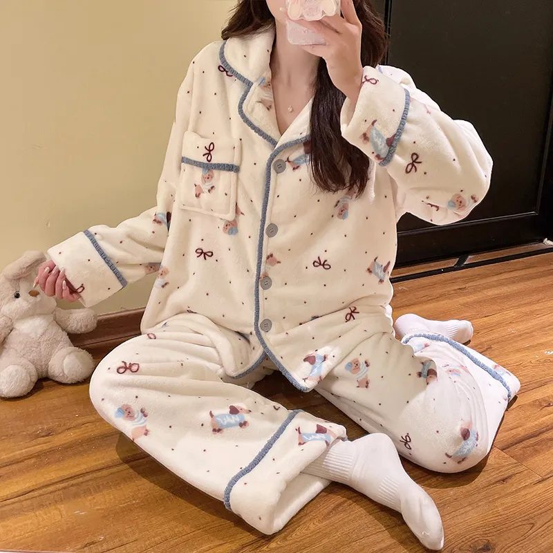 Nouveauté hiver pyjama homme polaire jacquard col rond motif cartoon épais · Grossiste · OEM · Mondial - Detail 4