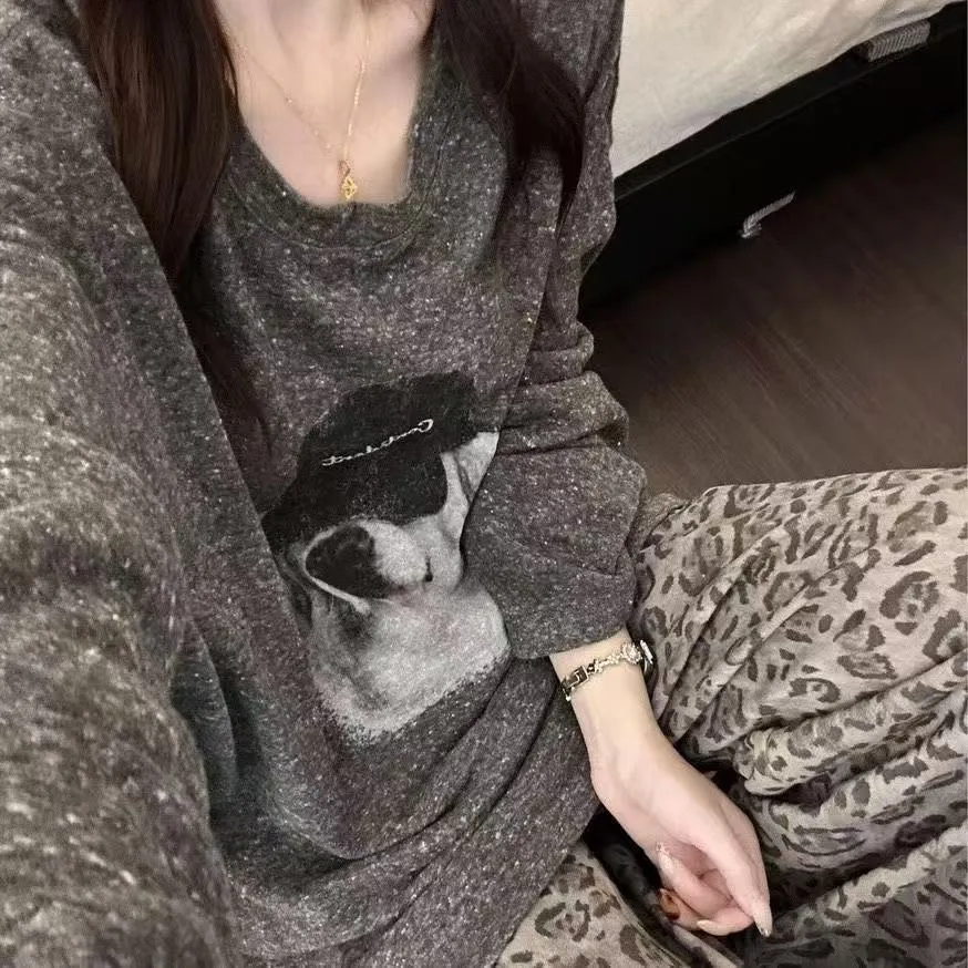 Source Factory Heather Grey Puppy Print Pajamas Women's Long Sleeve Wearable Outside Lazy Style Loungewear · Wholesale · OEM · Worldwide Shipping - Detail 6