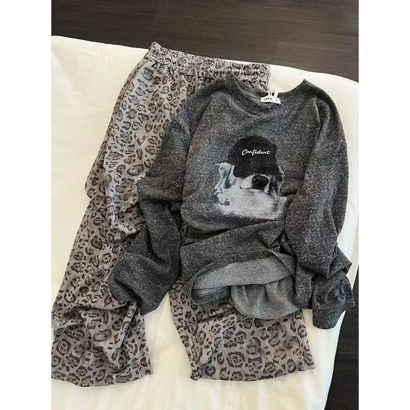 Source Factory Heather Grey Puppy Print Pajamas Women's Long Sleeve Wearable Outside Lazy Style Loungewear · Wholesale · OEM · Worldwide Shipping - Detail 1