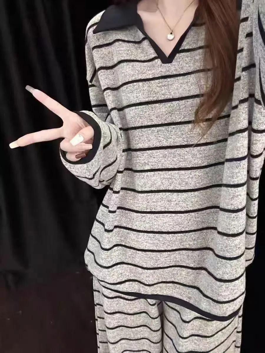Pyjama rayé haut de gamme best-seller d'automne, ensemble de loungewear à manches longues et col contrasté pour femme, direct usine · Grossiste · OEM · Mondial - Detail 1