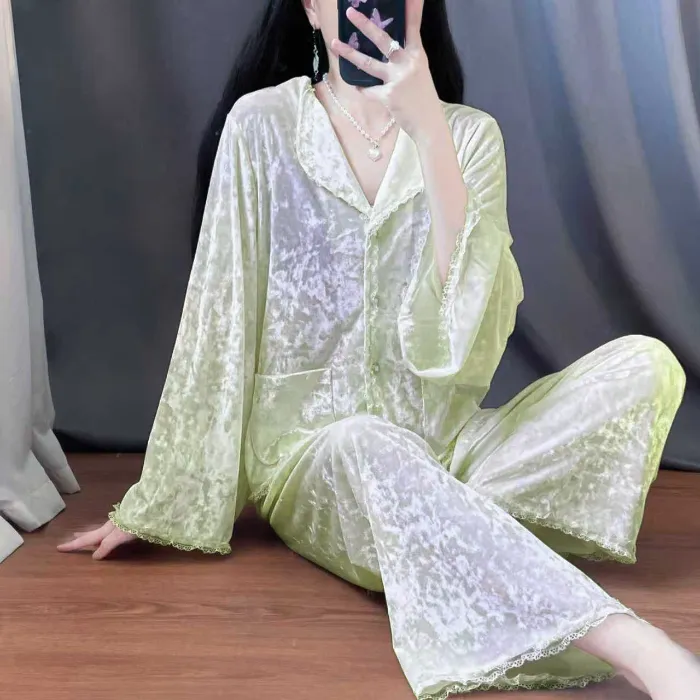 Real Photos - Women's Pajamas Autumn Winter New Style Diamond Velvet Set Casual Plus Size Gold Velvet Loungewear Wearable Outside · Wholesale · OEM · Worldwide Shipping - Detail 2