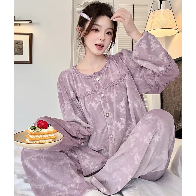 320 gram Velvet Bayberry Musim Dingin Coral Fleece Piyama Wanita Cardigan Kancing Bisa Dipakai di Luar Set Pakaian Rumah · Grosir · OEM · Pengiriman Global - Detail 11