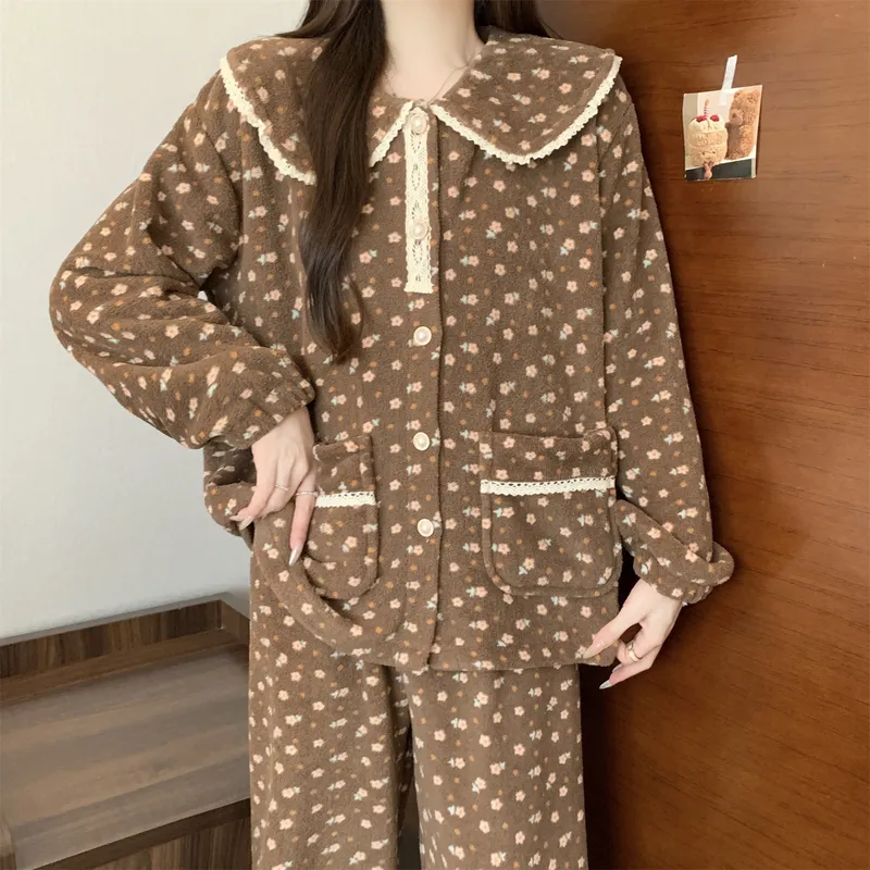 320 gram Velvet Bayberry Musim Dingin Coral Fleece Piyama Wanita Cardigan Kancing Bisa Dipakai di Luar Set Pakaian Rumah · Grosir · OEM · Pengiriman Global - View 2