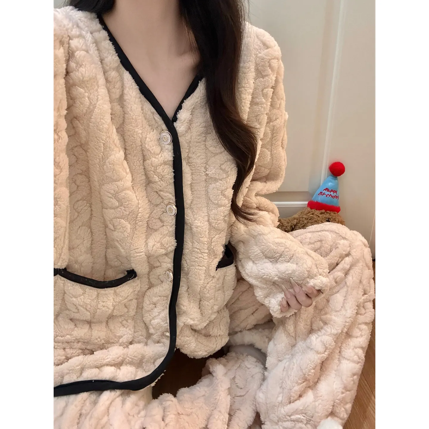 ジャカード長毛パジャマ レディース 冬 レディース新作 加厚 保温 大きいサイズ ルームウェア · 卸売 · OEM · 世界へ発送 - View 4