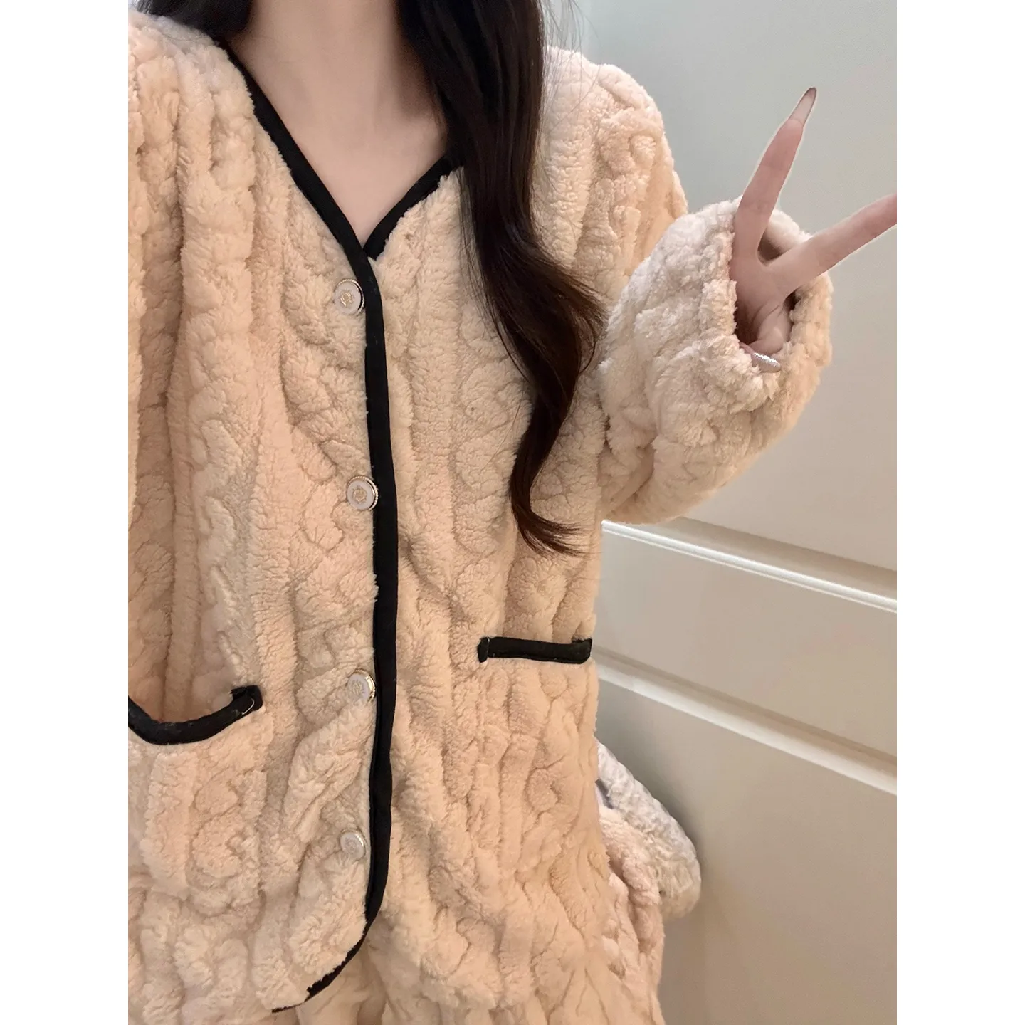 ジャカード長毛パジャマ レディース 冬 レディース新作 加厚 保温 大きいサイズ ルームウェア · 卸売 · OEM · 世界へ発送 - View 2