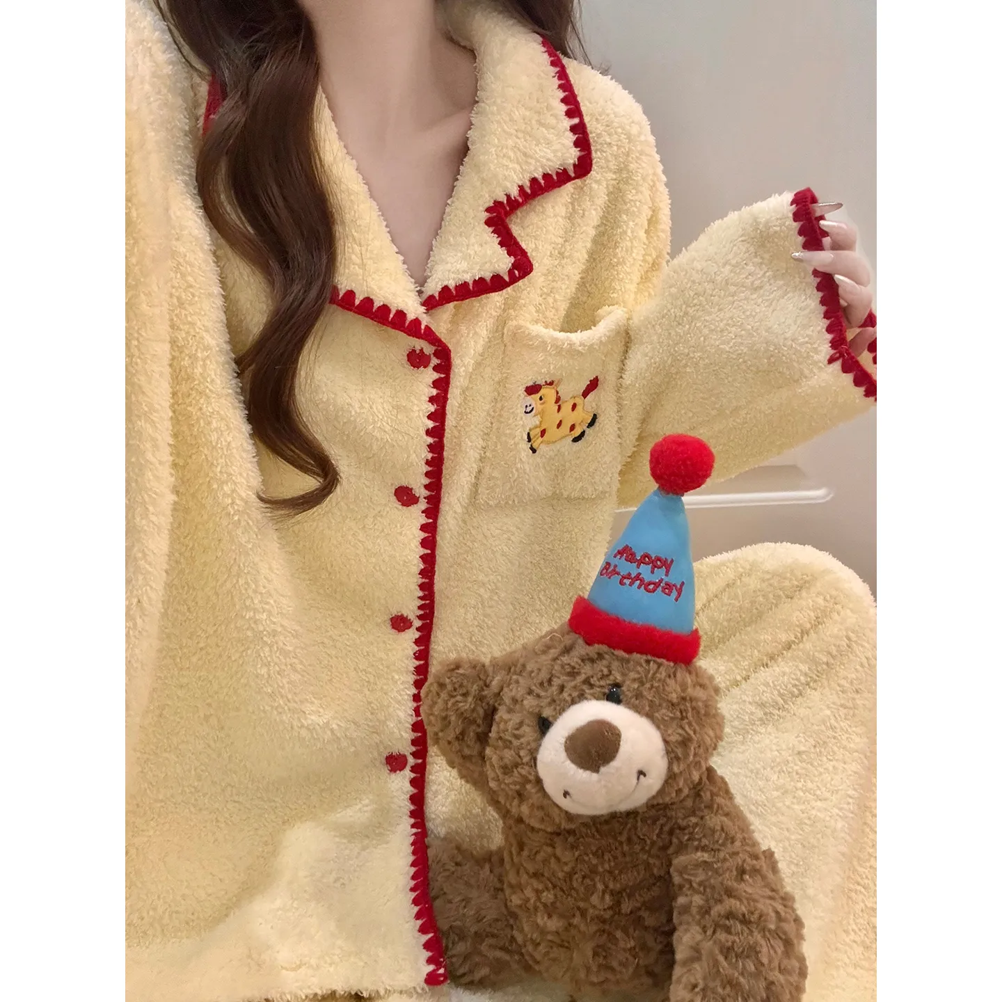 Zhenbei Fleece Cardigan Pajamas Women Winter 2026 New Thickened Warm Plus Size Loungewear Set · Wholesale · OEM · Worldwide Shipping - View 1