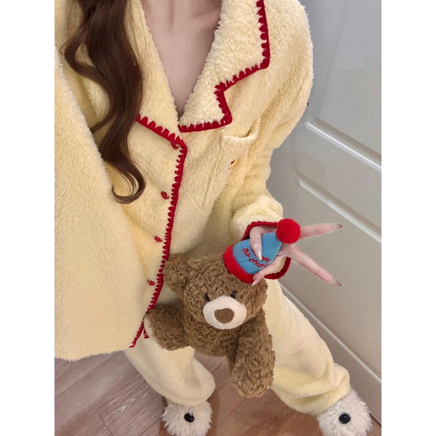 Zhenbei Fleece Cardigan Pajamas Women Winter 2026 New Thickened Warm Plus Size Loungewear Set · Wholesale · OEM · Worldwide Shipping - Detail 1
