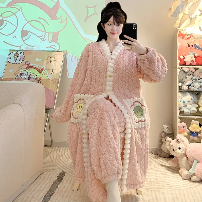 Pyjama femme en jacquard, style princesse sucrée pour l'hiver, robe de nuit mi-longue, manches longues, pantalon long, grande taille jusqu'à 110 kg, vêtements d'intérieur · Grossiste · OEM · Mondial - Detail 2
