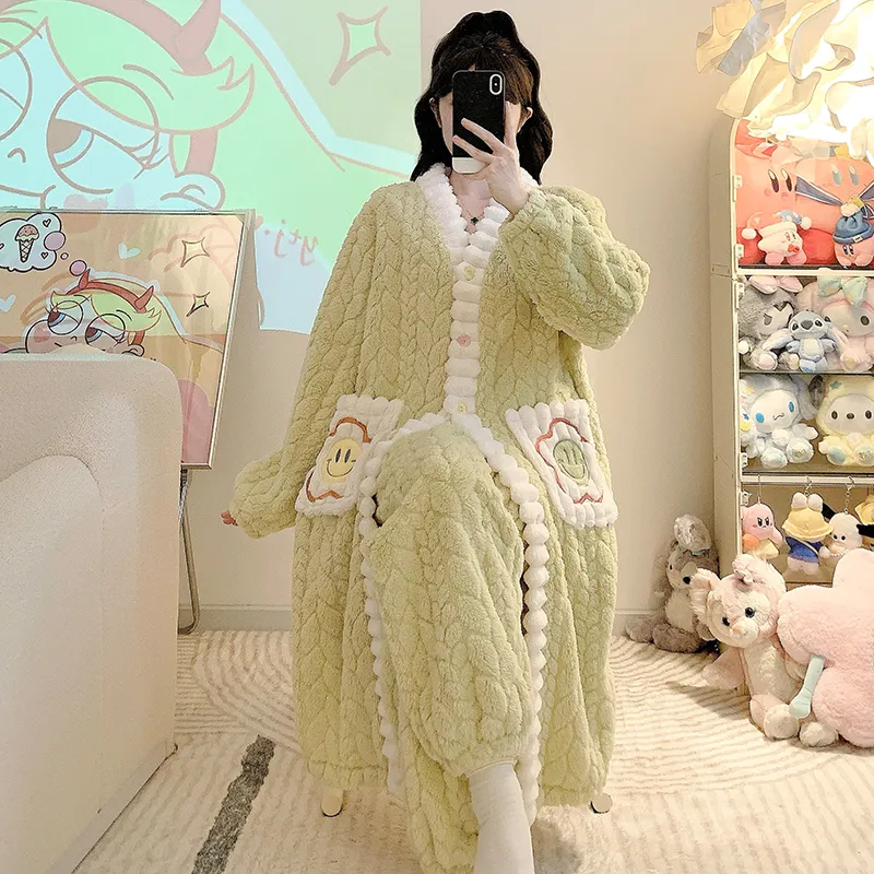 Pyjama femme en jacquard, style princesse sucrée pour l'hiver, robe de nuit mi-longue, manches longues, pantalon long, grande taille jusqu'à 110 kg, vêtements d'intérieur · Grossiste · OEM · Mondial - View 3