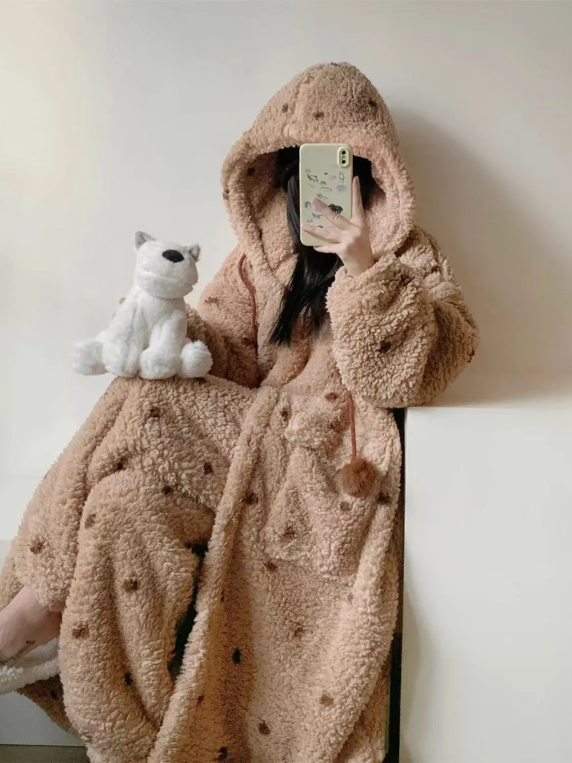 Source factory/live hot winter cartoon robe warm cute winter coral fleece thickened homewear · Wholesale · OEM · Worldwide Shipping - Detail 5