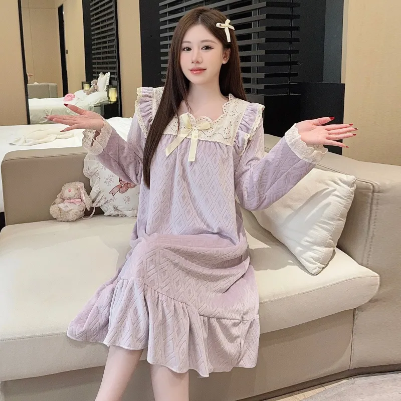 Sleep Beauty French-Style Palace-Inspired Island Velvet Nightdress Women Autumn Winter Sweet Gentle Premium Feel Internet-Famous Loungewear · Wholesale · OEM · Worldwide Shipping