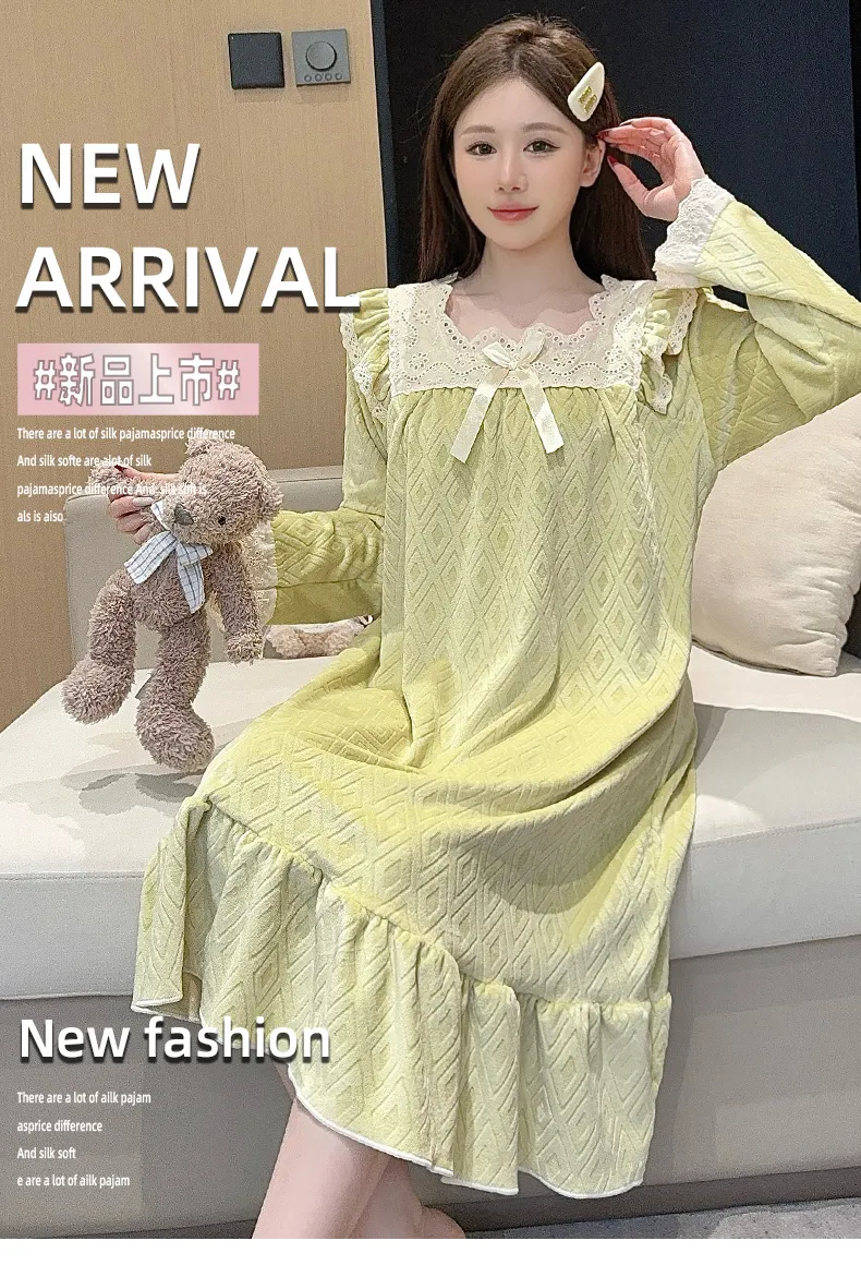 Sleep Beauty French-Style Palace-Inspired Island Velvet Nightdress Women Autumn Winter Sweet Gentle Premium Feel Internet-Famous Loungewear · Wholesale · OEM · Worldwide Shipping - Detail 1