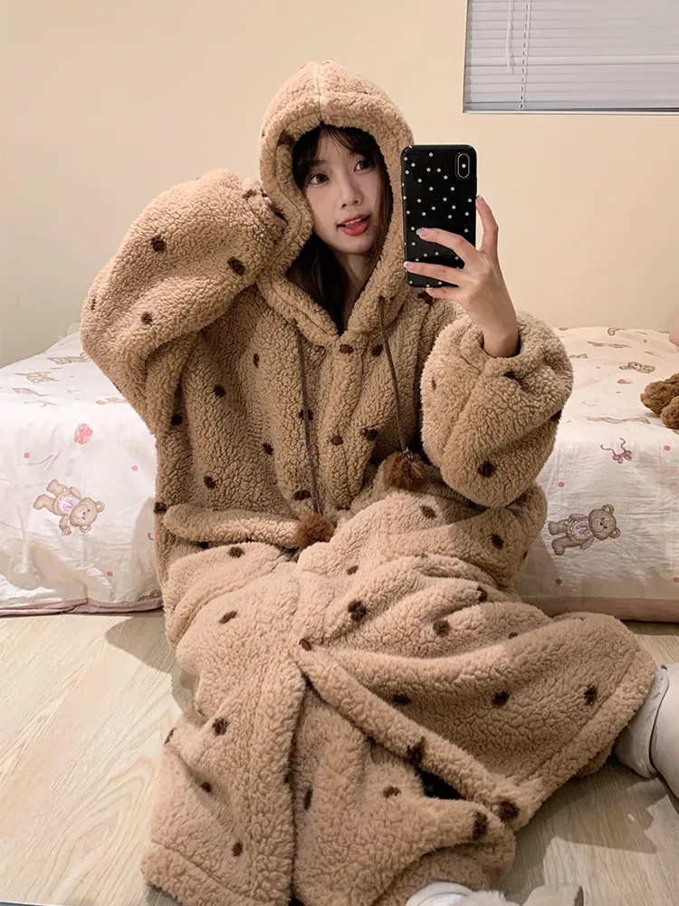 Robe femme hiver mignonne polaire corail, nouveauté automne-hiver 2025, pyjama épaissi, ensemble maison · Grossiste · OEM · Mondial - View 2