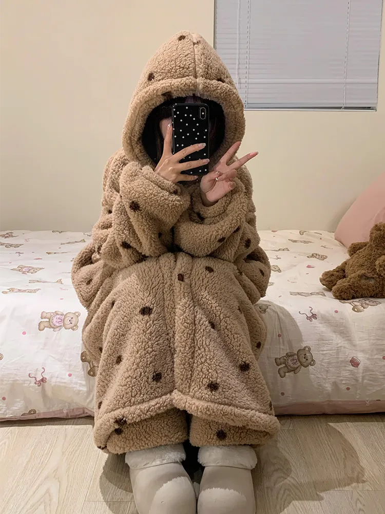 Robe femme hiver mignonne polaire corail, nouveauté automne-hiver 2025, pyjama épaissi, ensemble maison · Grossiste · OEM · Mondial - View 3