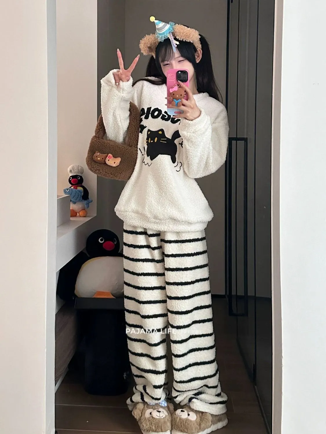 Half Fleece Pajama Women 2025 Autumn Winter Loose Fleece-Lined Warm Sweet Cute Loungewear 2-Piece Set · Wholesale · OEM · Worldwide Shipping - View 4