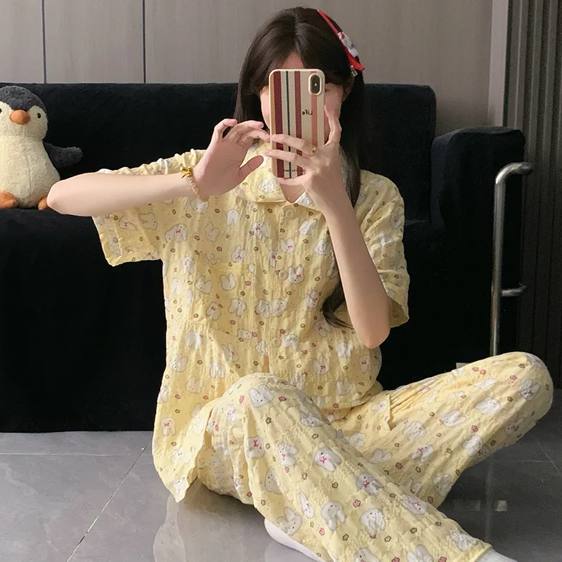 Piyama Kartun Miffy Kuning Krim Pola Wan Nian Ge Lengan Pendek Celana Pendek Celana Panjang Set Tiga Potong Pakaian Rumah Musim Panas · Grosir · OEM · Pengiriman Global - Detail 10