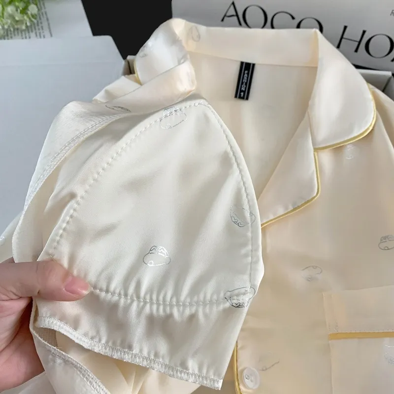 Set Piama Ice Silk Lengan Panjang Celana Panjang, Shinnosuke Cetak Foil Perak, Apricot, Loungewear Minimalis Lucu · Grosir · OEM · Pengiriman Global - Detail 3