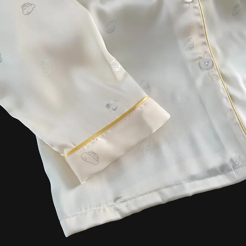 Set Piama Ice Silk Lengan Panjang Celana Panjang, Shinnosuke Cetak Foil Perak, Apricot, Loungewear Minimalis Lucu · Grosir · OEM · Pengiriman Global - Detail 4