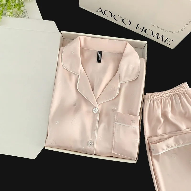 Set Piama Ice Silk Lengan Panjang Celana Panjang, Kepala Beruang Pink, Loungewear Minimalis Lucu · Grosir · OEM · Pengiriman Global - Detail 11