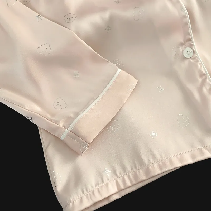 Set Piama Ice Silk Lengan Panjang Celana Panjang, Kepala Beruang Pink, Loungewear Minimalis Lucu · Grosir · OEM · Pengiriman Global - Detail 4