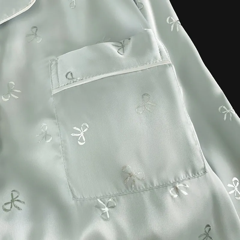 Pyjama Soie Glacée Double Long Confortable Haut de Gamme Bleu Argenté Petit Nœud Mignon Sucré Vêtement Maison · Grossiste · OEM · Mondial - Detail 1