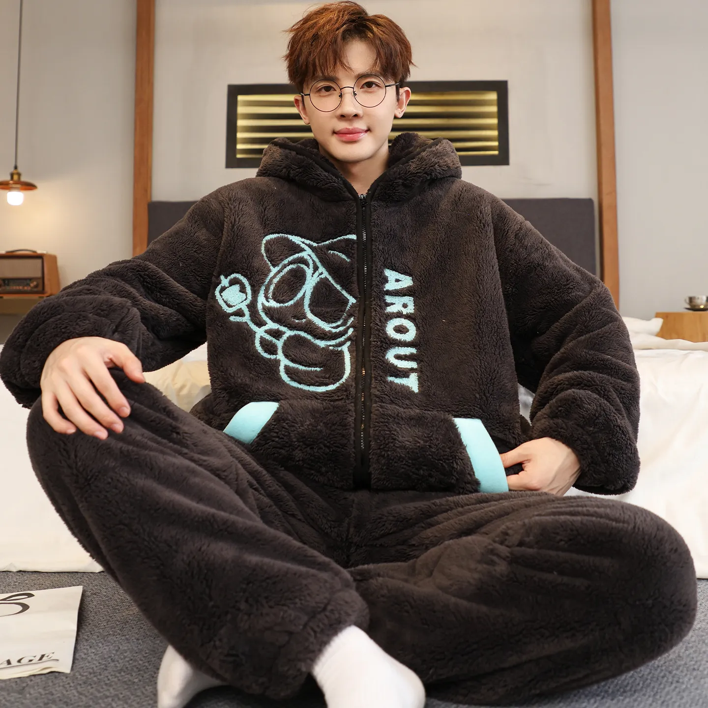 Men's Pajamas Coral Fleece Autumn Winter Thickened Fleece Loose Zipper Loungewear · Wholesale · OEM · Worldwide Shipping
