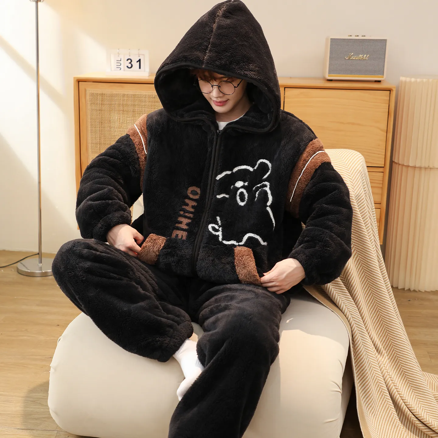 Men's Pajamas Coral Fleece Autumn Winter Thickened Fleece Loose Zipper Loungewear · Wholesale · OEM · Worldwide Shipping - View 2
