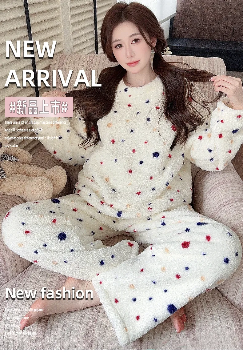Pyjama femme en velours double face Sleep Beauty, loisirs d'automne et d'hiver, rayures, grande taille, 250 jin, tenue d'intérieur pour femmes rondes, portable à l'extérieur · Grossiste · OEM · Mondial - Detail 7