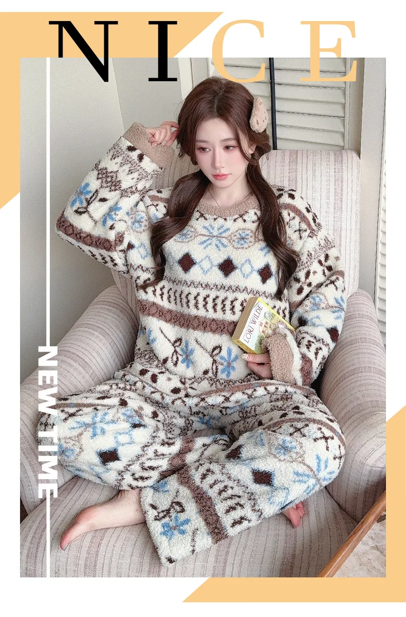Pyjama femme en velours double face Sleep Beauty, loisirs d'automne et d'hiver, rayures, grande taille, 250 jin, tenue d'intérieur pour femmes rondes, portable à l'extérieur · Grossiste · OEM · Mondial - Detail 17