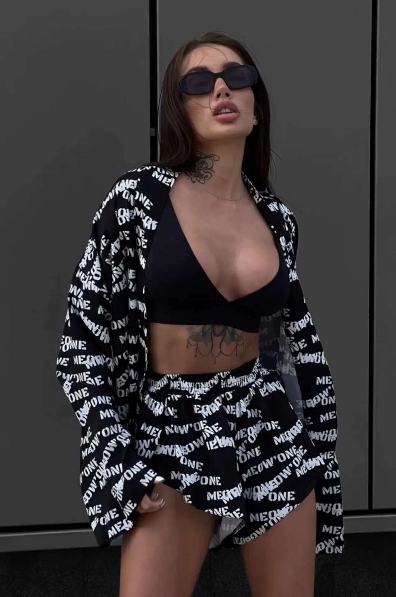 2026 New Europe & US Cross-Border Women's Loose Long Sleeve Printed Casual Pajama Set with Tie-Waist High-Waist Shorts · Wholesale · OEM · Worldwide Shipping - Detail 3
