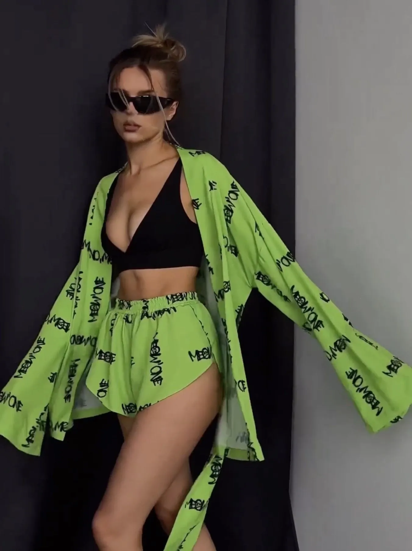 2026 New Europe & US Cross-Border Women's Loose Long Sleeve Printed Casual Pajama Set with Tie-Waist High-Waist Shorts · Wholesale · OEM · Worldwide Shipping - Detail 4