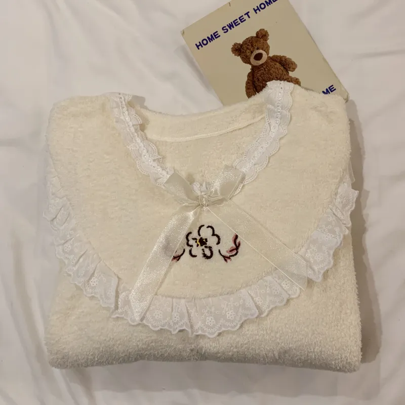Yidiemeng Winter Half-Sherpa Fleece Pajamas Women Princess Style Long Sleeve Mid-Length Nightdress Plus Size Large 110kg Loungewear · Wholesale · OEM · Worldwide Shipping - View 4
