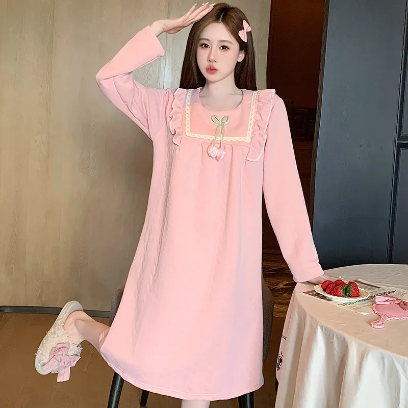 Yidiemeng Automne Hiver Faux Coton Matelassé Doux Princesse Manches Courtes Mi-Longue Chemise de Nuit Grande Taille Vêtement d'Intérieur · Grossiste · OEM · Mondial - View 3